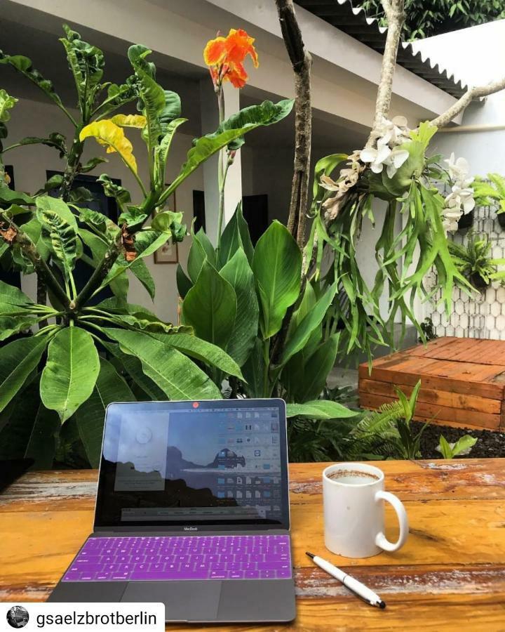 Hostel Pondok Sare Yogyakarta Exterior foto